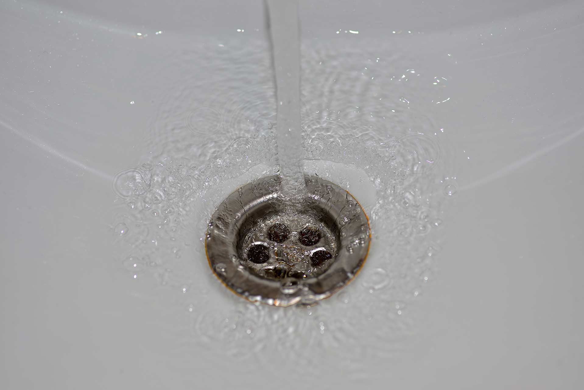 A2B Drains provides services to unblock blocked sinks and drains for properties in North Hyde.